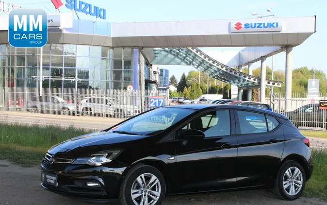 samochody osobowe Opel Astra cena 67900 przebieg: 39846, rok produkcji 2019 z Lwówek Śląski